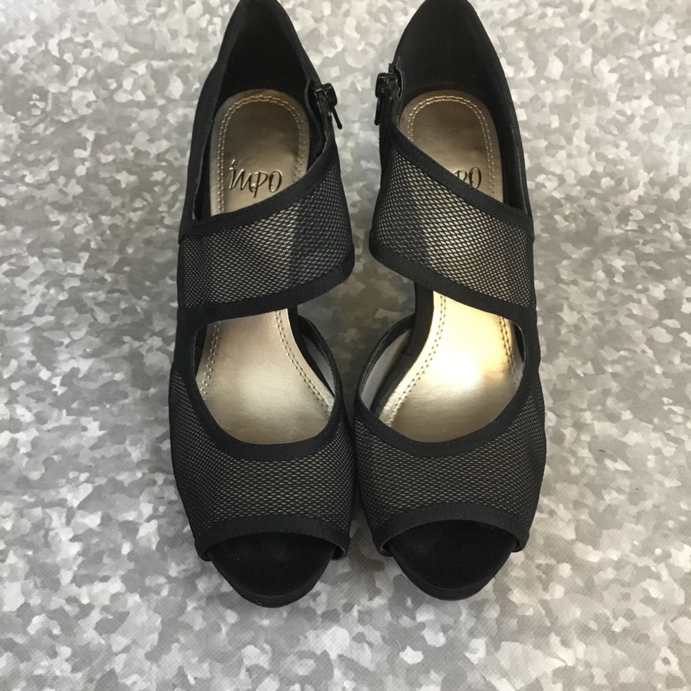 Impo black mesh strap pumps - Picture 2 of 10